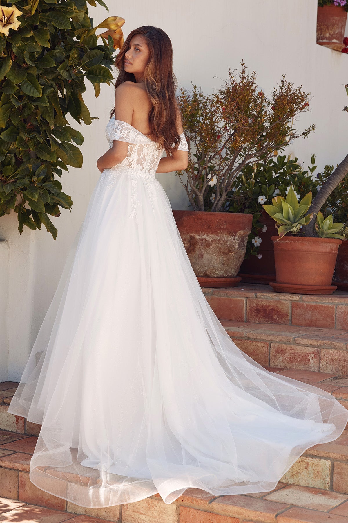 Wedding Dresses Long Floral Applique Wedding Dress Off White