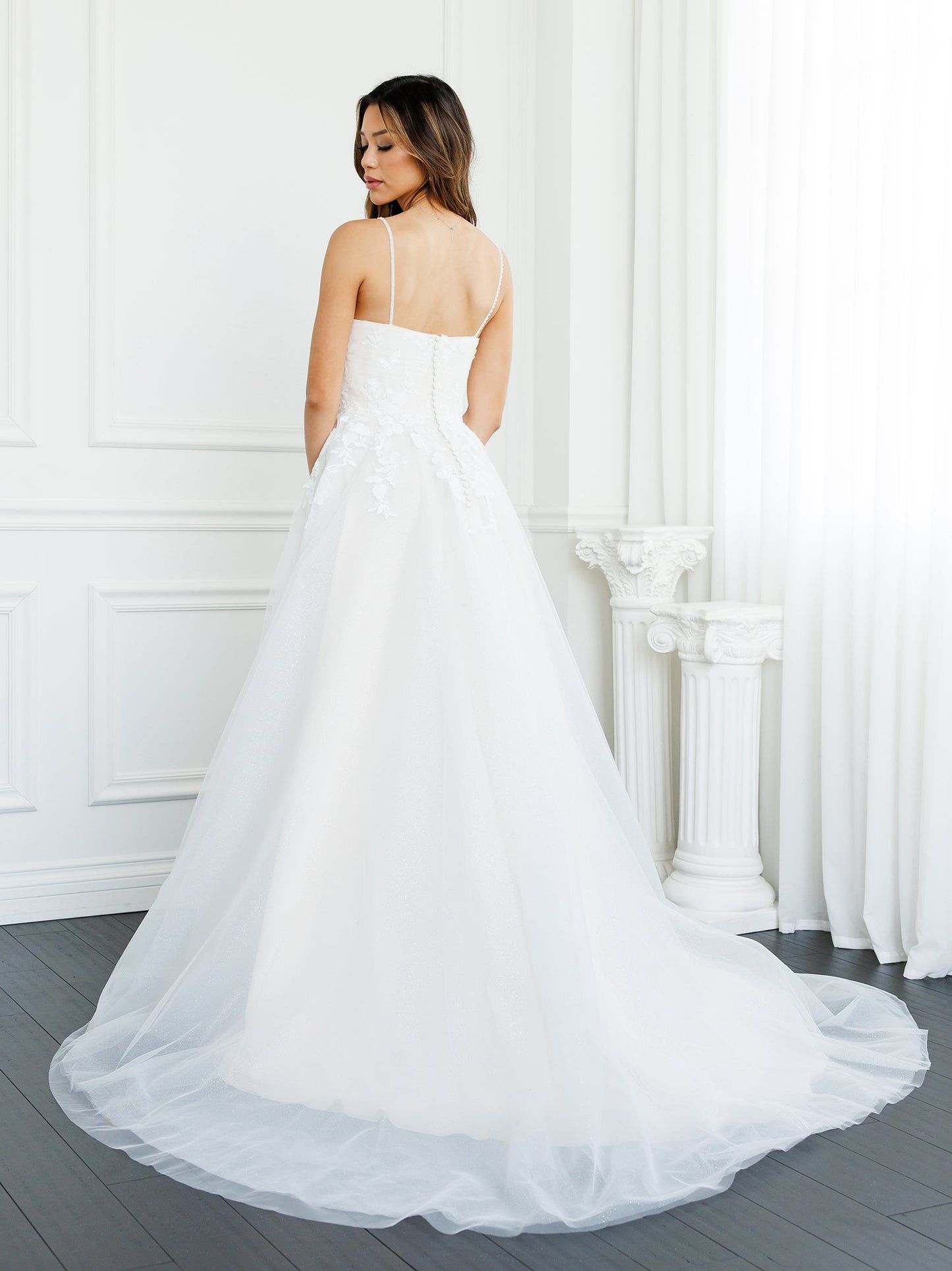 Wedding Dresses A Line Long Bridal Gown Floral Lace Wedding Dress Off White/Almond