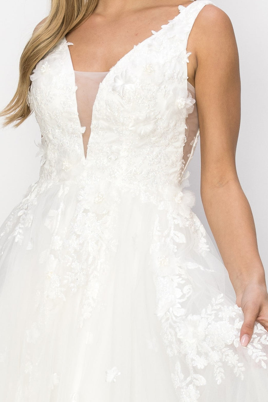 Wedding Dresses Long A Line Bridal Gown Glitter 3D Applique Wedding Dress White