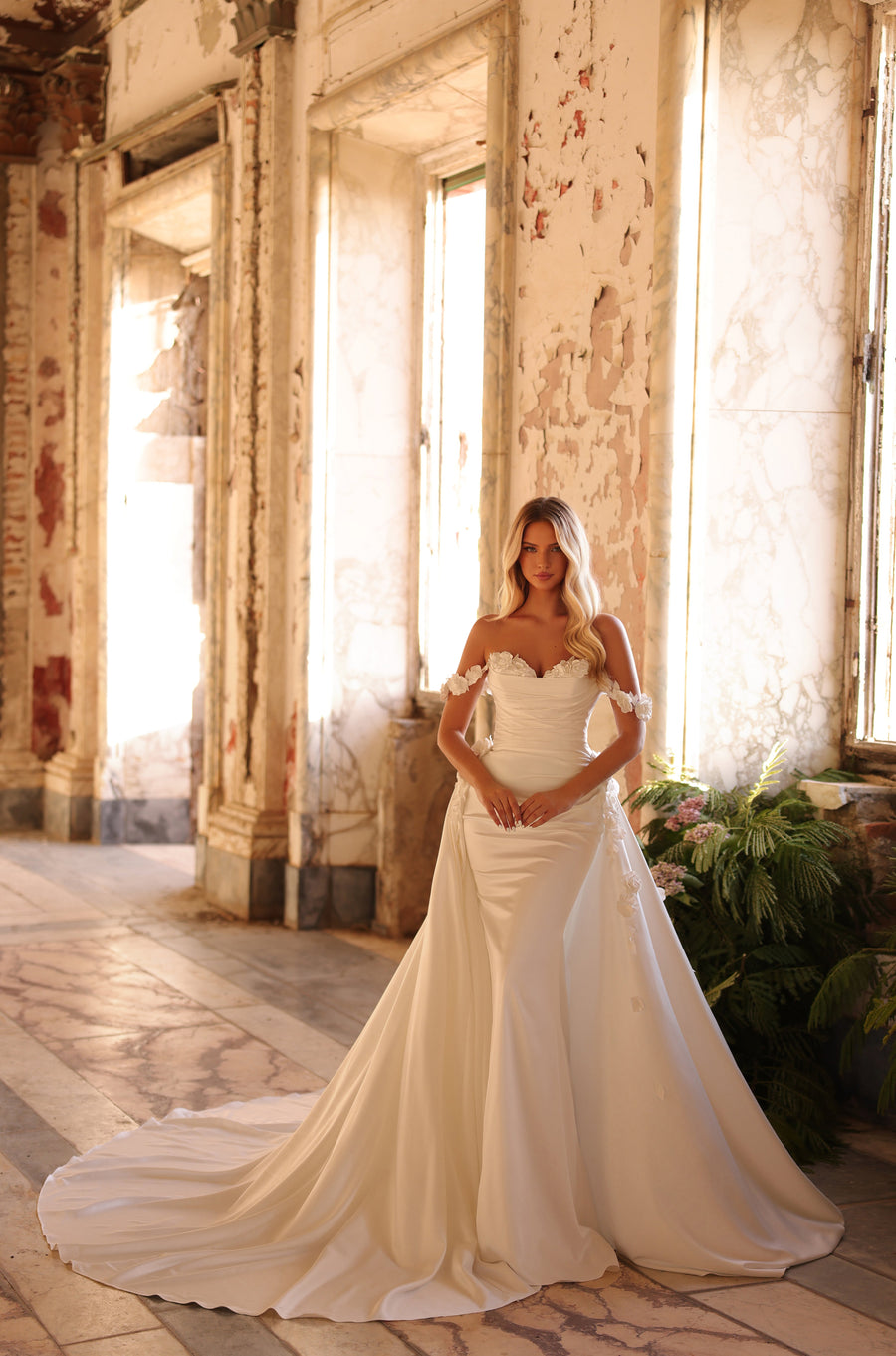 Wedding Dresses Long Bridal Gown Overskirt Wedding Dress Ivory/Ivory