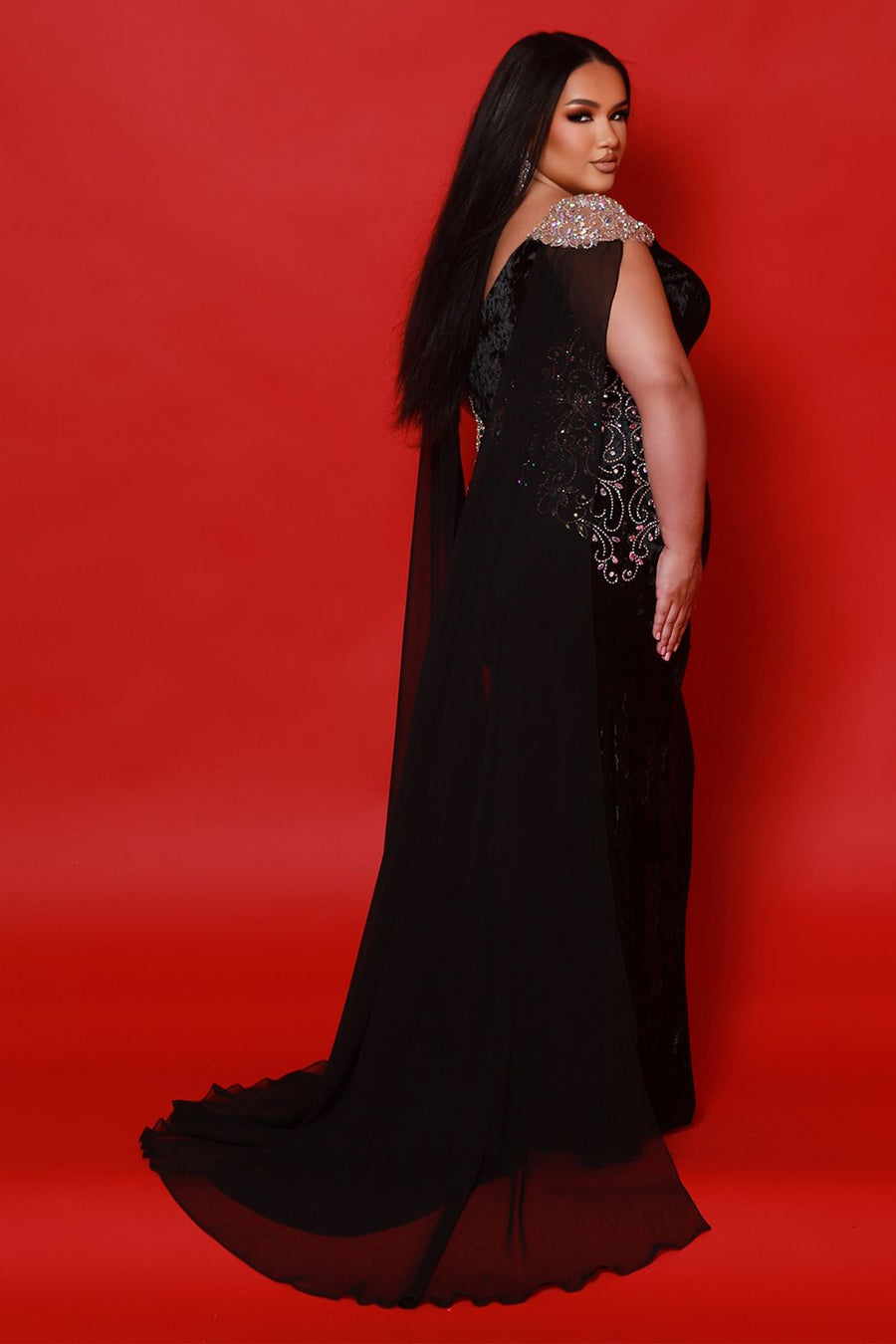 Plus Size Dresses Evening Gown Long Beaded Slit Velvet Plus Size Prom Dress  Black
