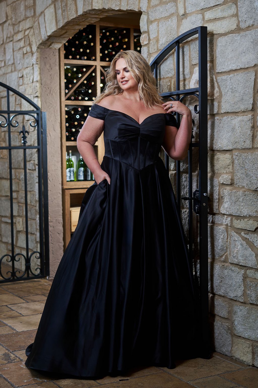 Wedding Dresses Long Bridal Gown A Line Pleated Wedding Dress Black