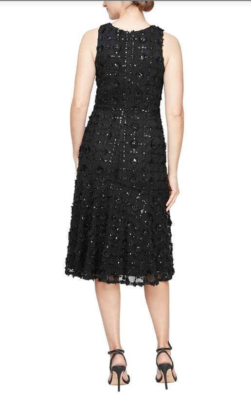 فستان كوكتيل متوسط الطول بدون أكمام من Alex Evenings J1171467