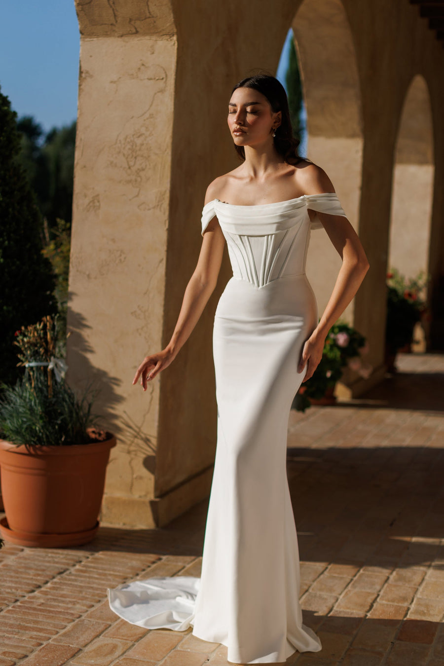 Wedding Dresses Fitted Long Wedding Dress Off White