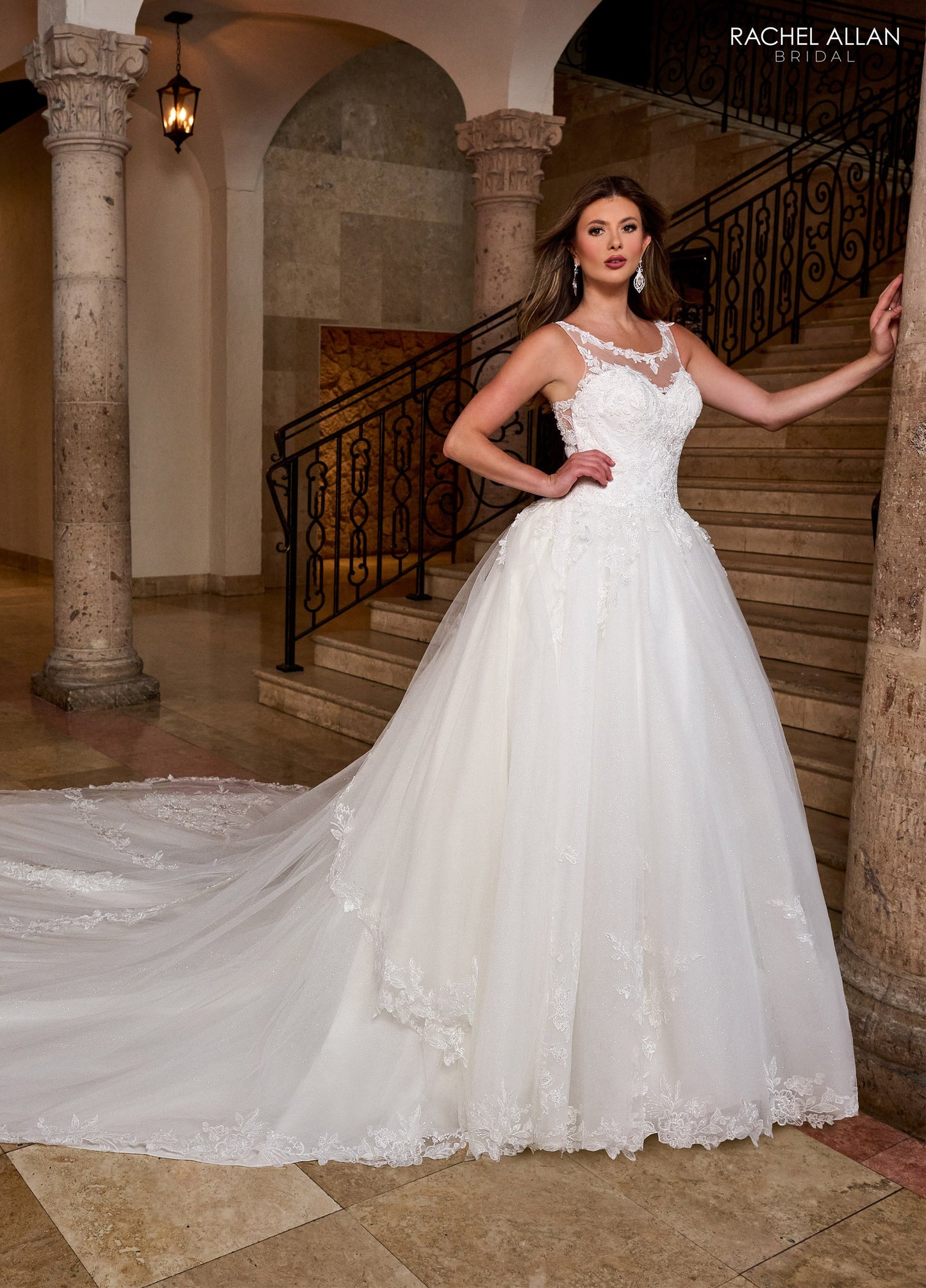 Wedding Dresses Glitter Long A Line Applique Wedding Dress White