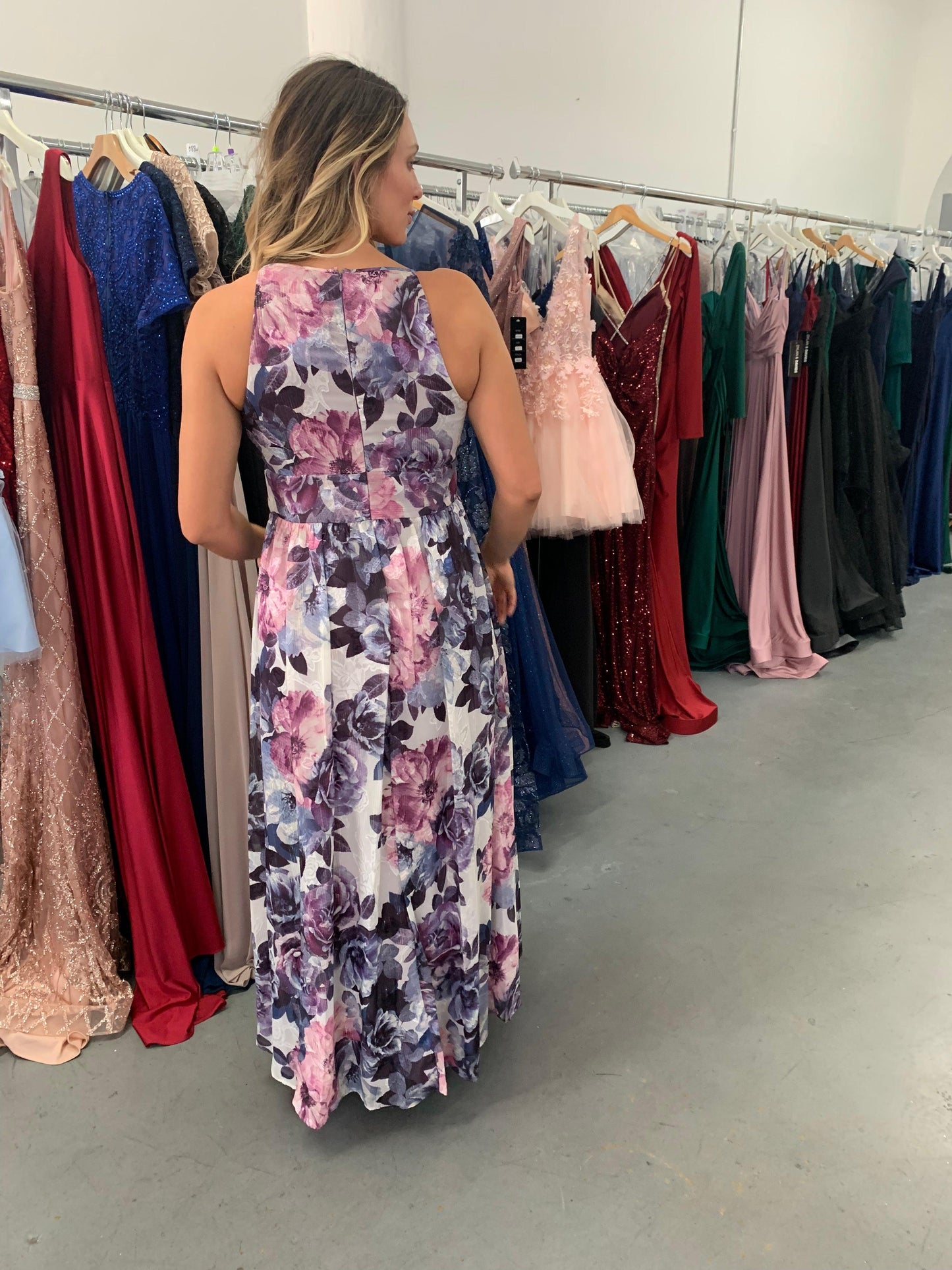 Long Sleeveless Formal Dress Sample Size - The Dress Outlet