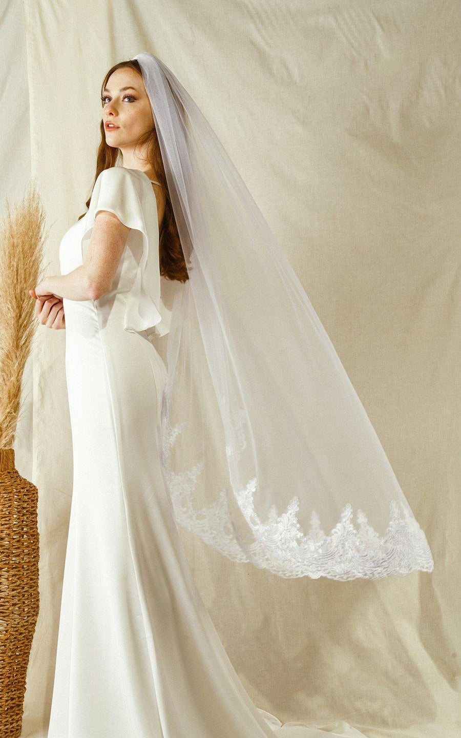 One Layer Wedding Veil Mid Length - The Dress Outlet