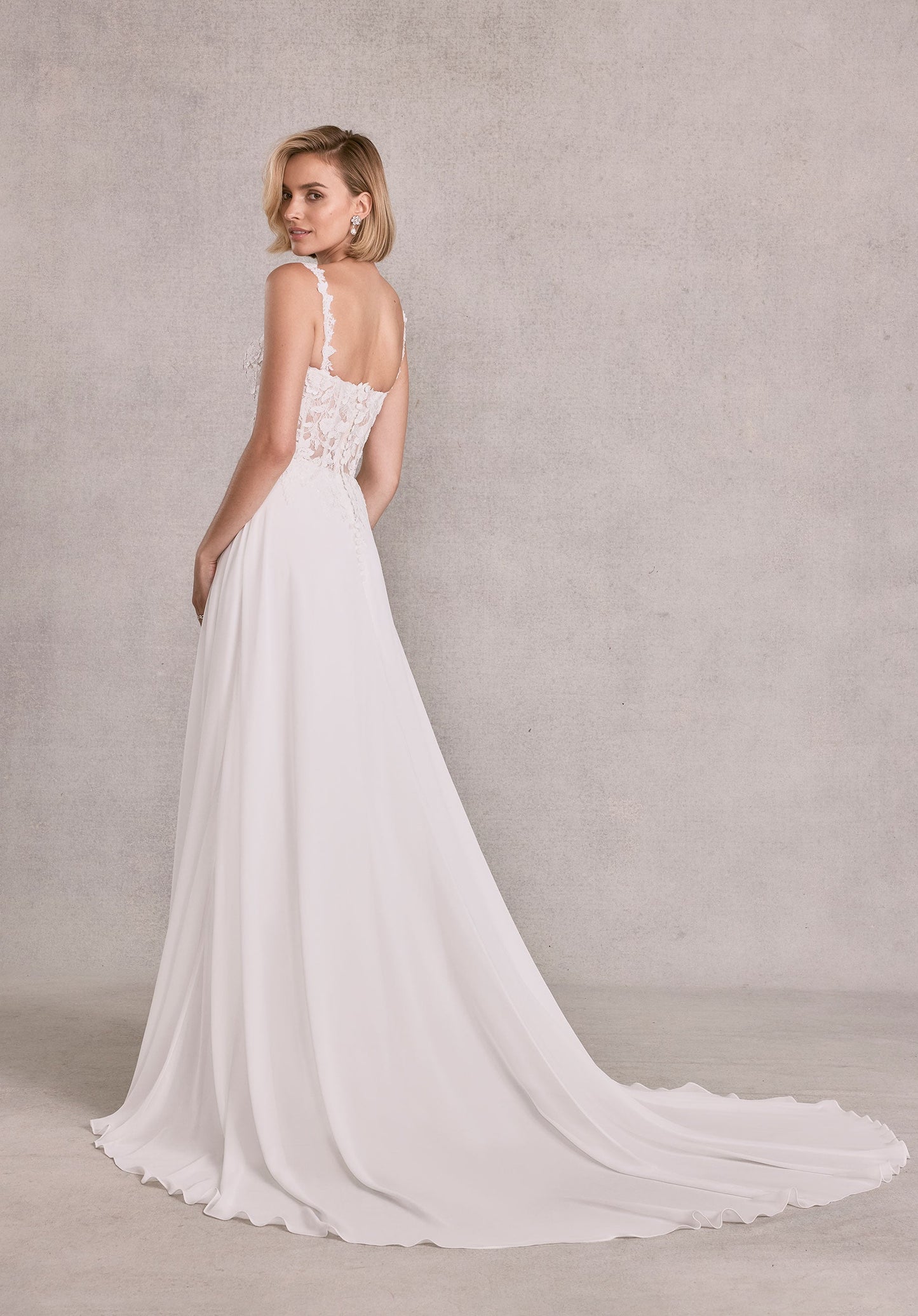 Wedding Dresses A Line Corset Long 3D Floral Applique Wedding Dress Ivory/Honey