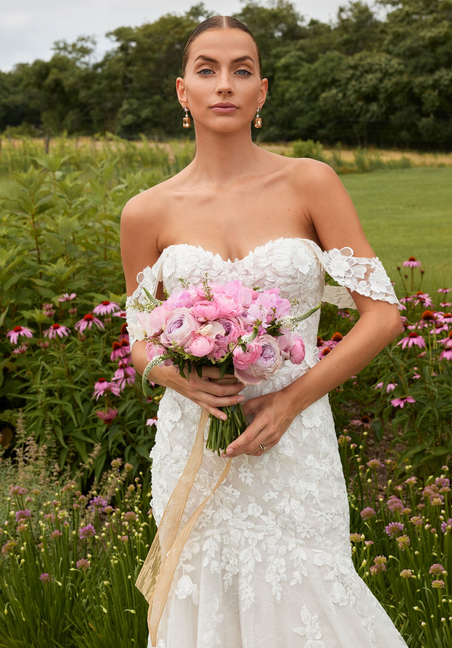 Wedding Dresses Long Beaded Lace Applique Wedding Dress Ivory/Sand/Honey