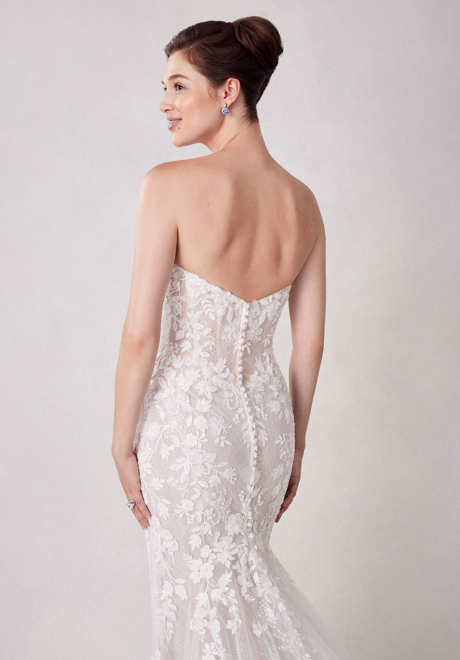 Wedding Dresses Long Beaded 3D Lace Wedding Dress Ivory/Cappucino/Honey