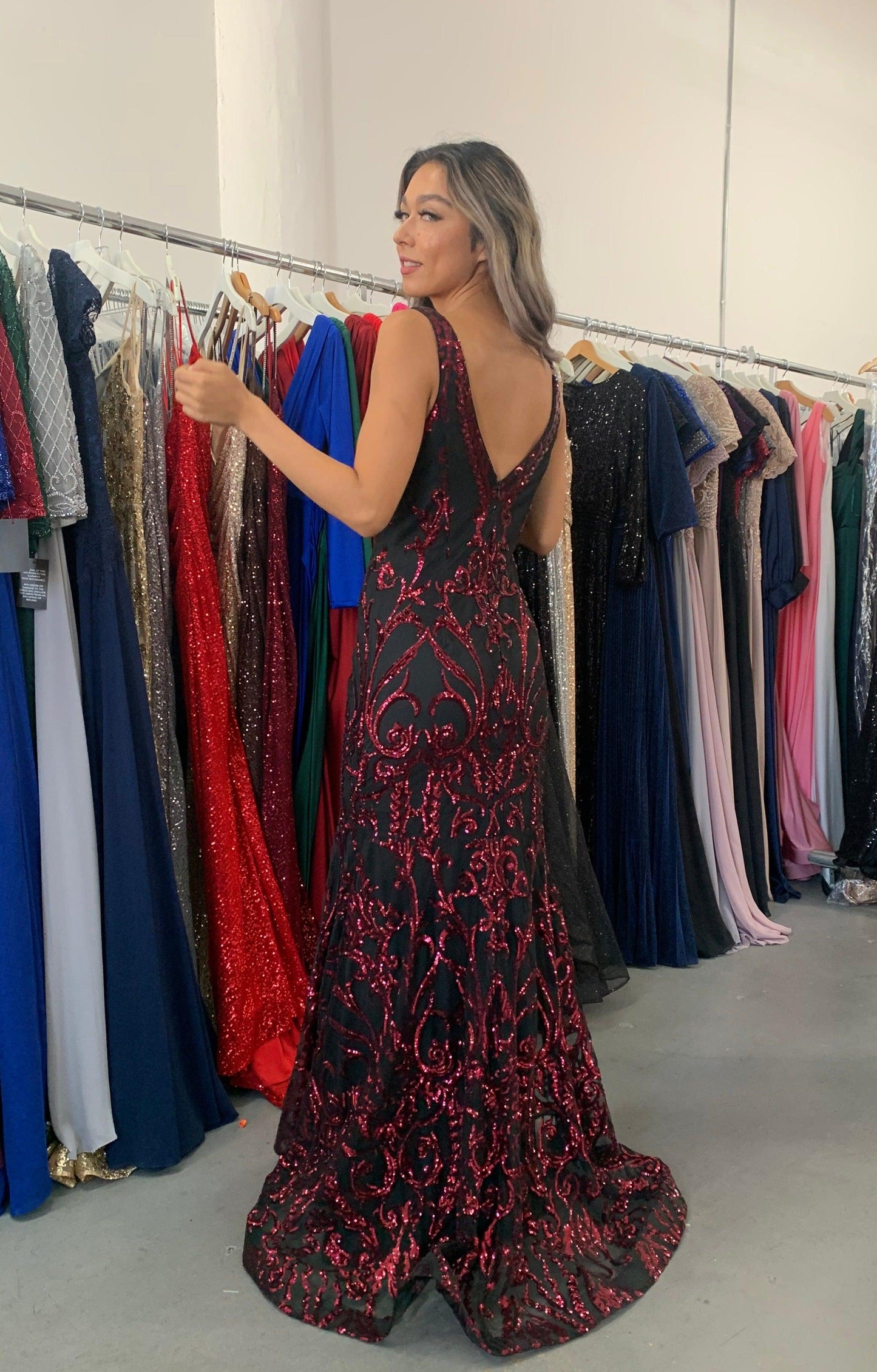 Sleeveless Long Prom Dress Size 6 - The Dress Outlet