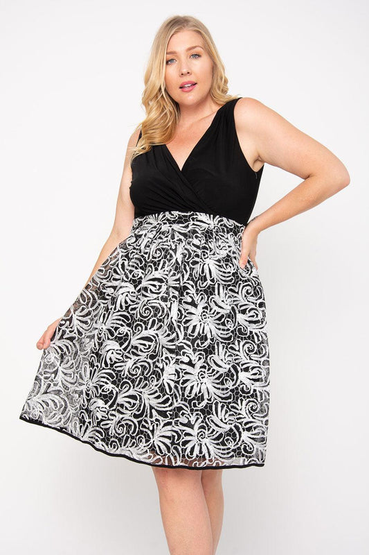 اكتشفي الفستان الكوكتيل المثالي لاحتفالك القادم