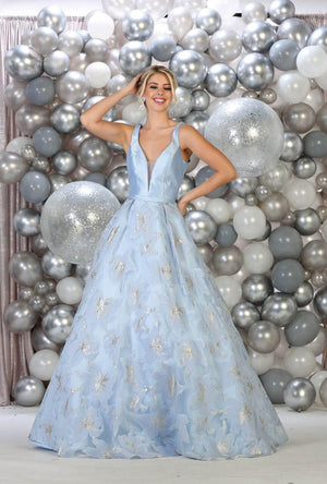 فساتين قاعة الرقص