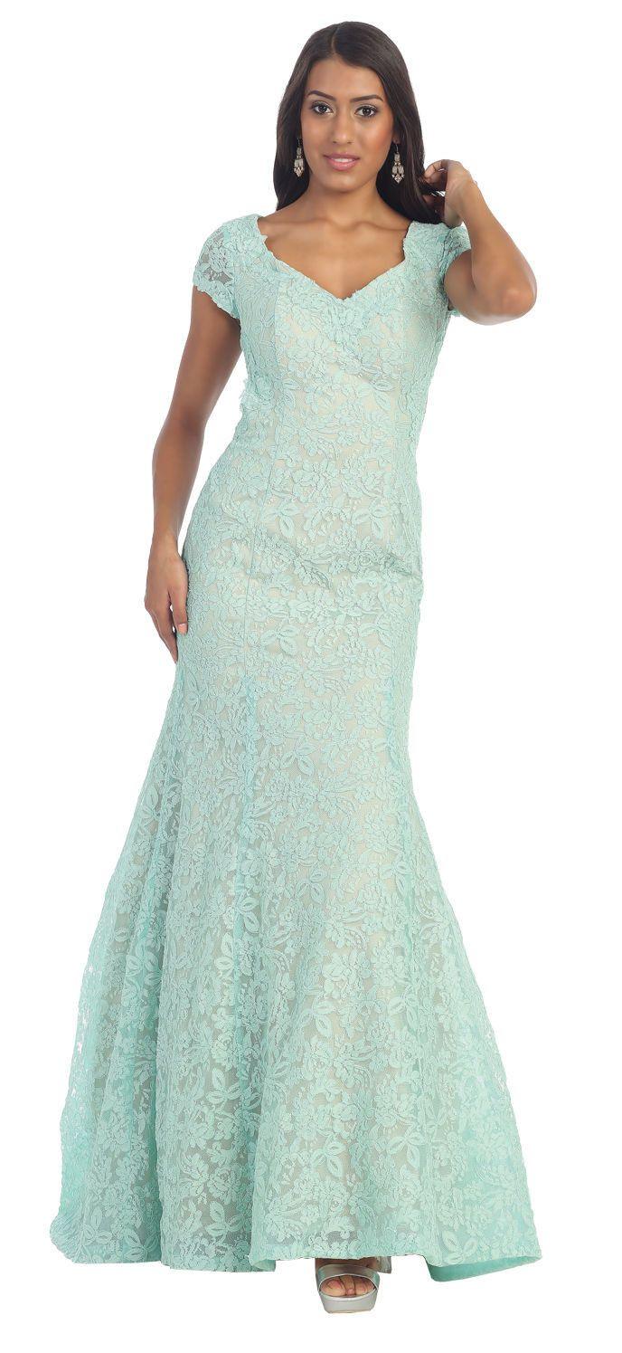 فساتين طويلة بأكمام