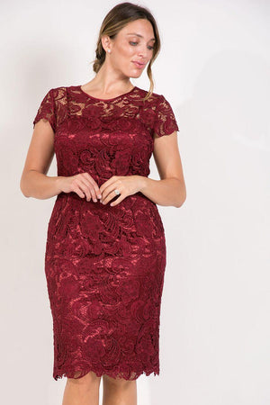 فستان دانتيل