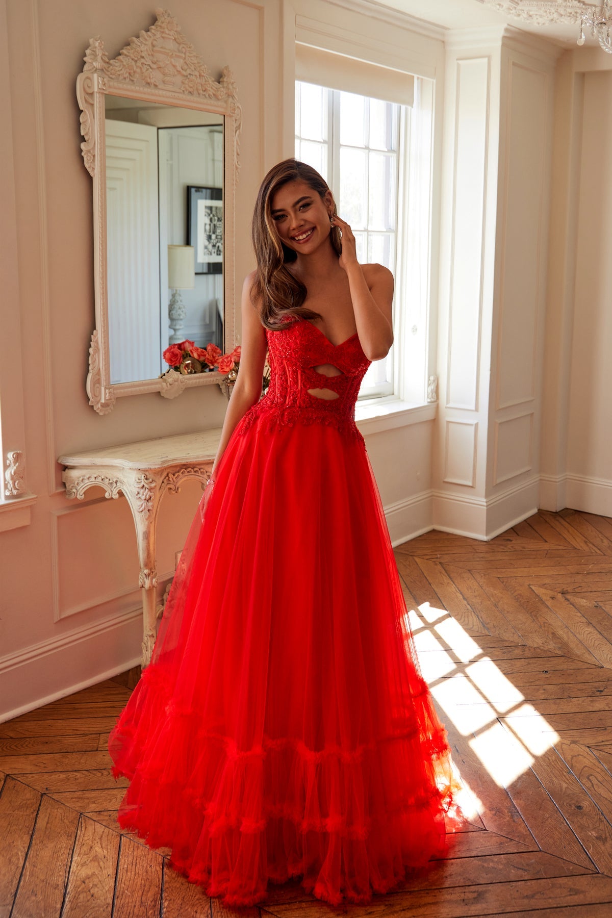 Prom Dresses A Line Long Formal Lace Applique Prom Dress Red