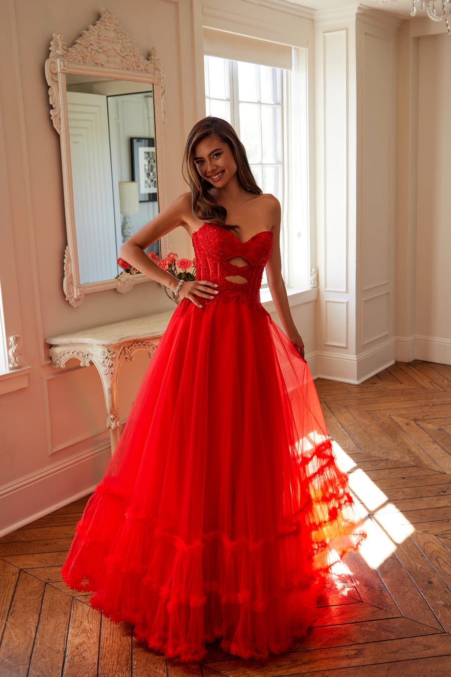 Prom Dresses A Line Long Formal Lace Applique Prom Dress Red