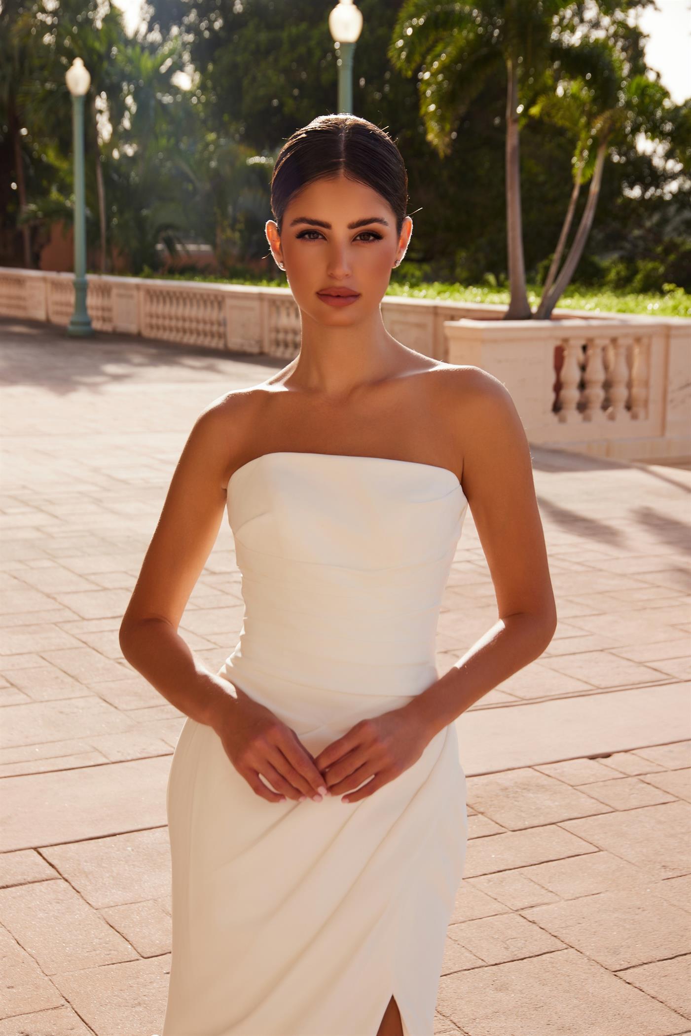 Wedding Dresses Long Slit Pleated Simple Wedding Dress White