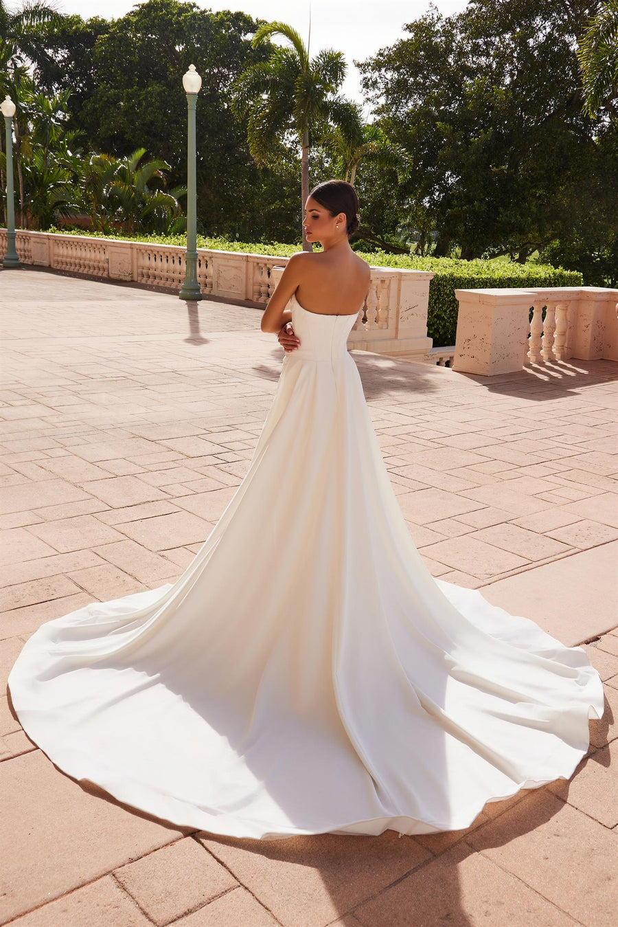Wedding Dresses Bridal Gown Long Pleated Wedding Dress  White