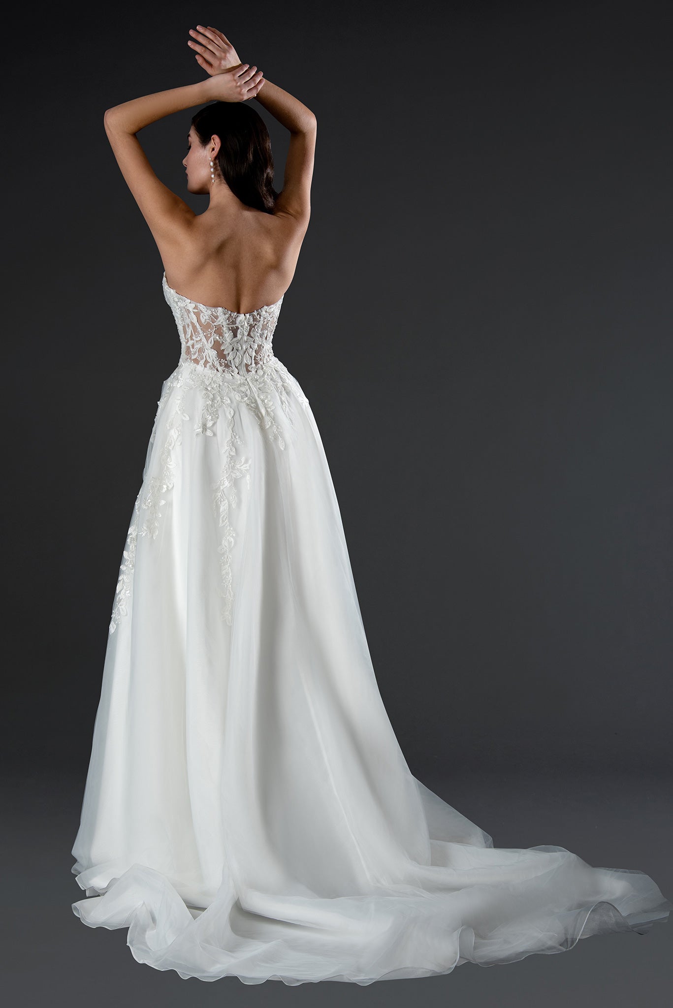 Wedding Dresses Beaded Lace Applique Long Wedding A Line Dress Off White