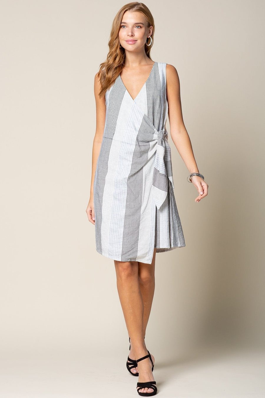 Cocktail Dresses Short Sleeveless Wrap Dress Black