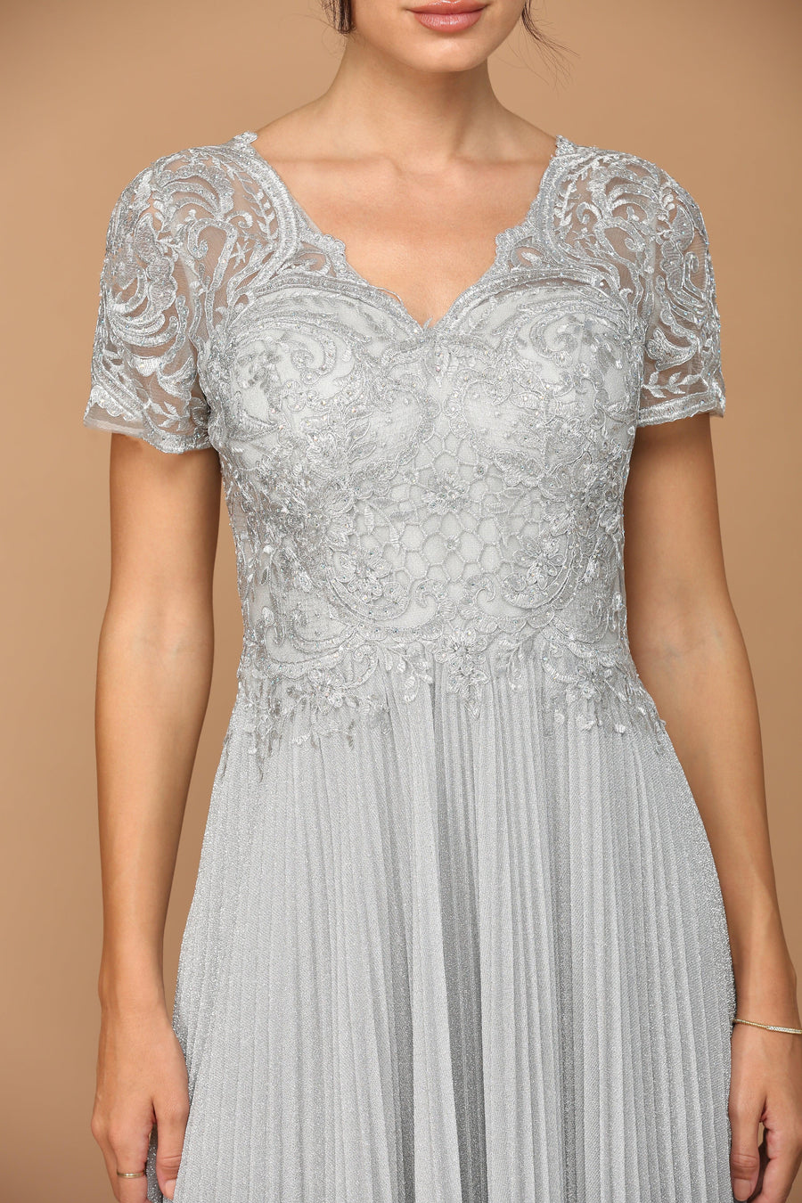 فستان أم العروس الرسمي المعدني الطويل باللون الفحمي مقاس XL للبيع