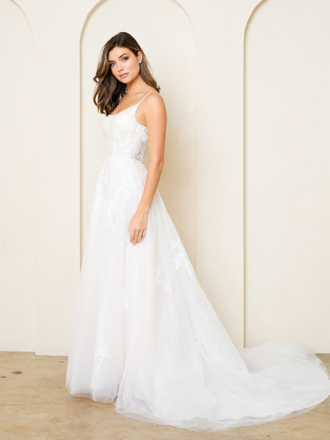 Wedding Dresses Bridal Gown Long A Line Lace Wedding Dress Off White/Almond