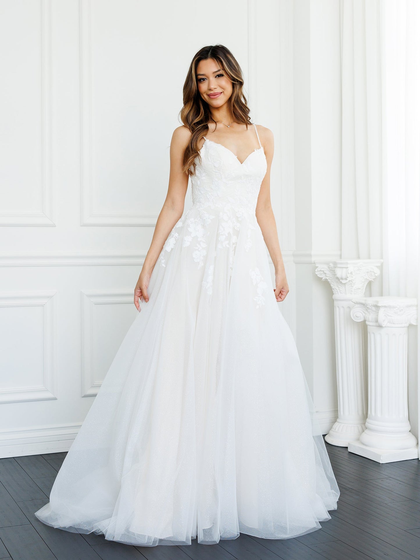 Wedding Dresses A Line Long Bridal Gown Floral Lace Wedding Dress Off White/Almond