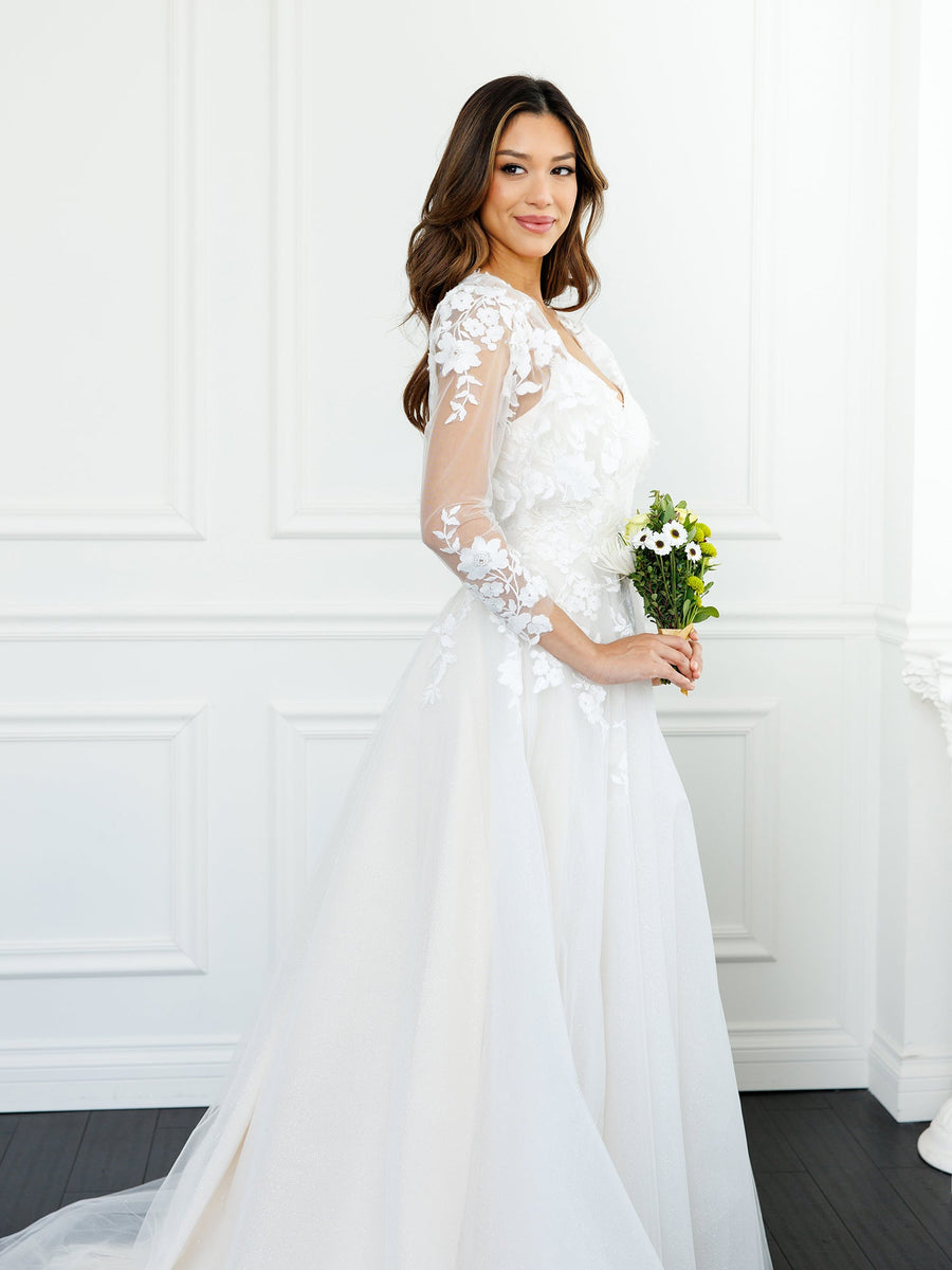 Wedding Dresses A Line Long Bridal Gown Floral Lace Wedding Dress Off White/Almond