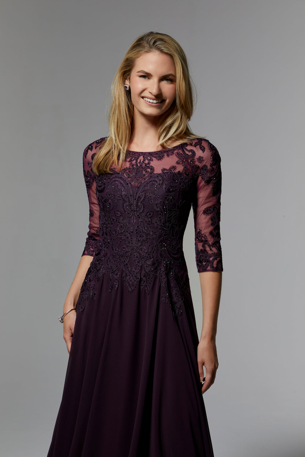 فستان أم العروس الرسمي الطويل من MGNY Madeline Gardner New York 71622