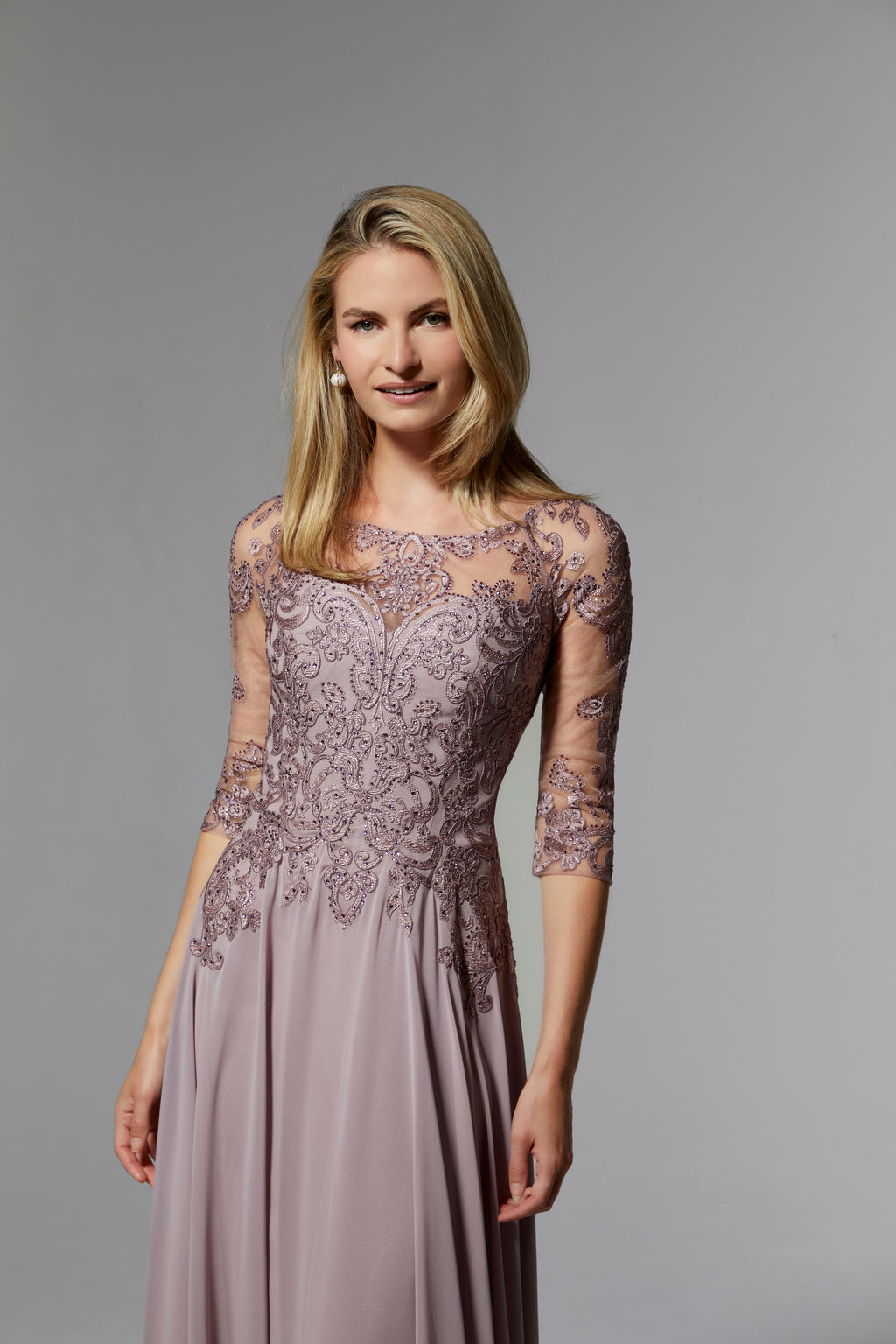 فستان أم العروس الرسمي الطويل من MGNY Madeline Gardner New York 71622