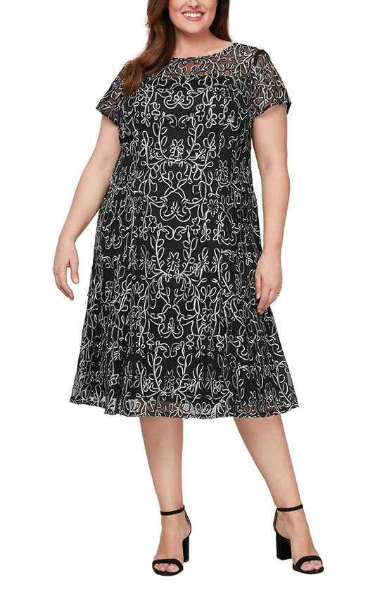 Cocktail Dresses Plus Size Embroidered Lace Cocktail Dress Black Ivory