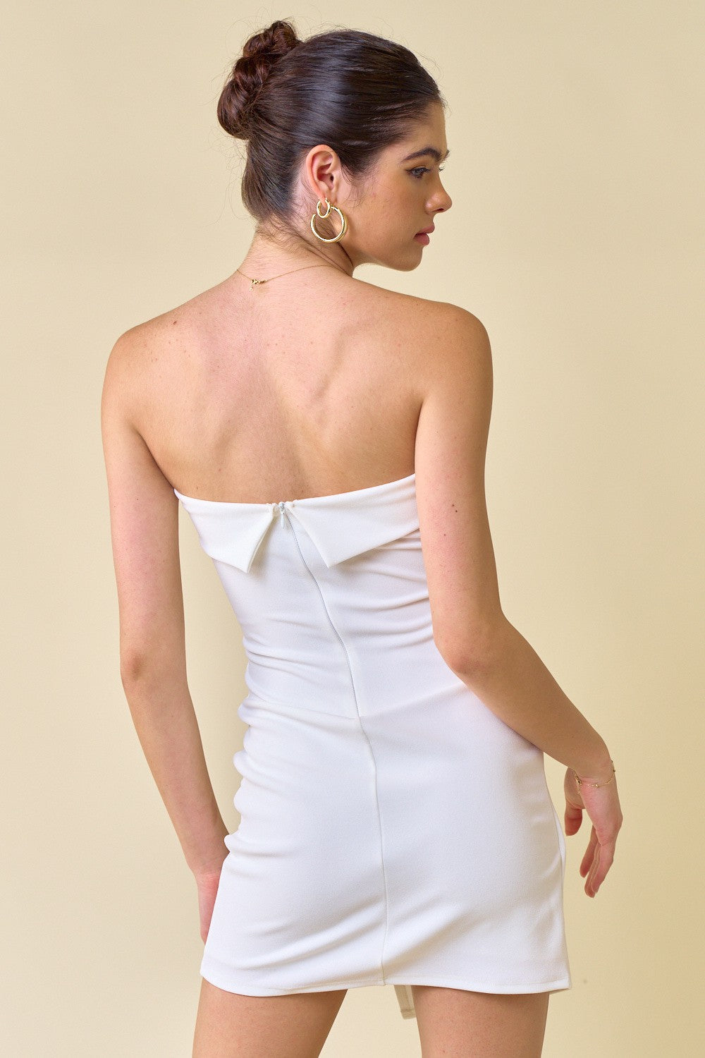 Cocktail Dresses Short Strapless Twisted Front Bodycon Dress Off White