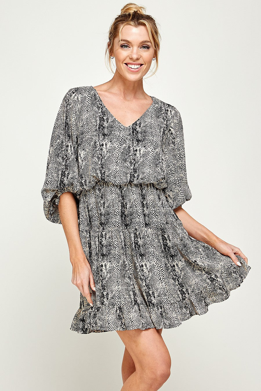 Cocktail Dresses Short V Neck Printed Ruffled Dress Black/Taupe