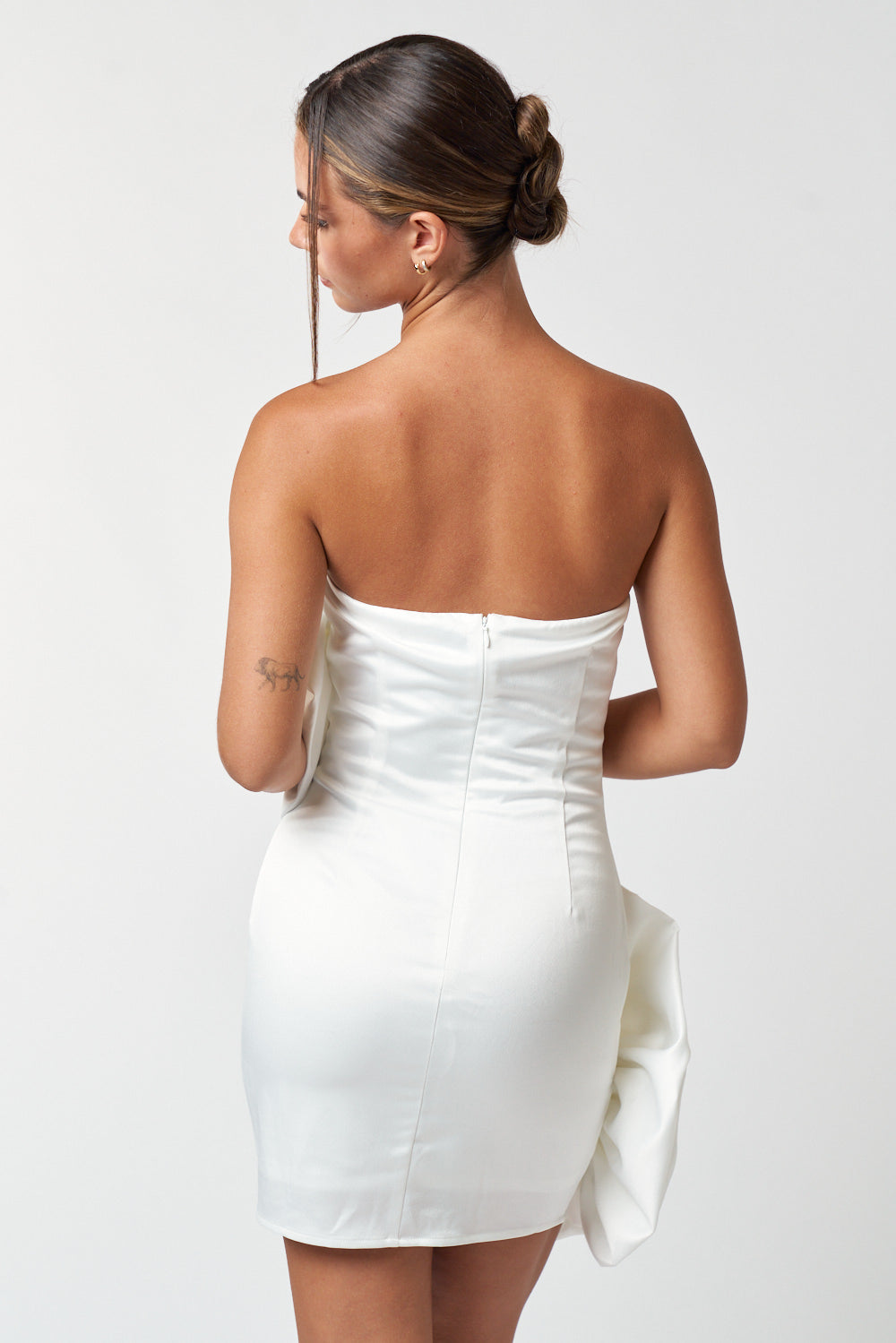 Cocktail Dresses Short Strapless Rosette Satin Dress Off White