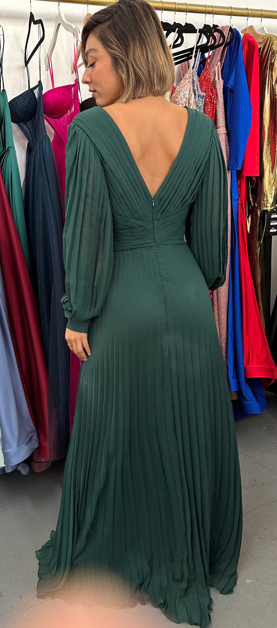 بيع فستان رسمي بأكمام طويلة