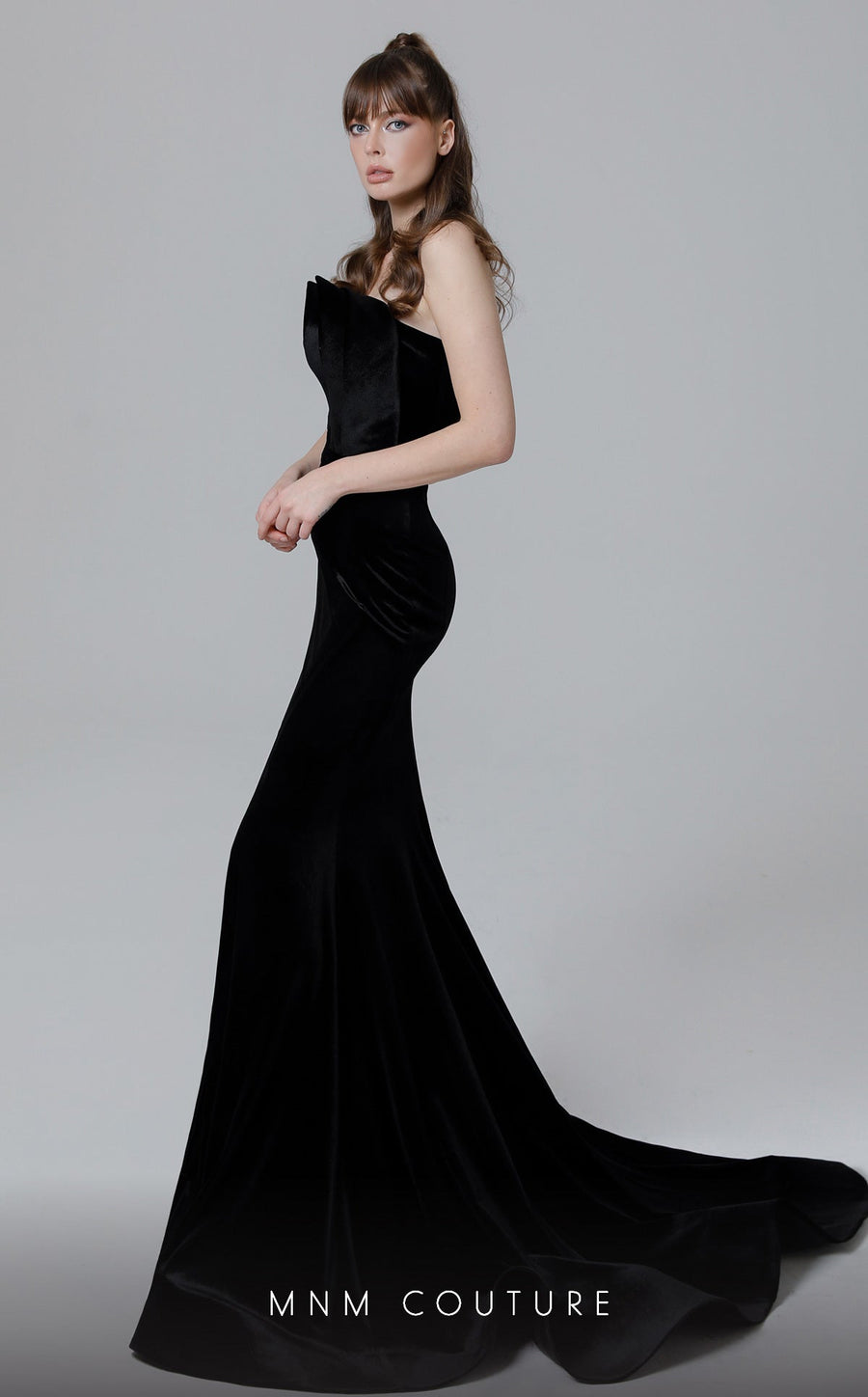 Formal Dresses Fitted Long Formal Pleated Velvet Evening Dress Black