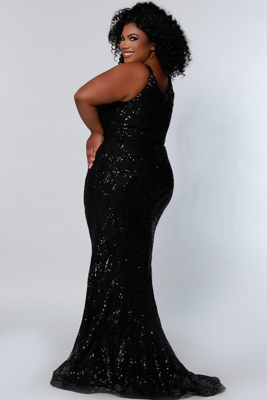 Long Plus Size Fitted Prom Formal Gown Black