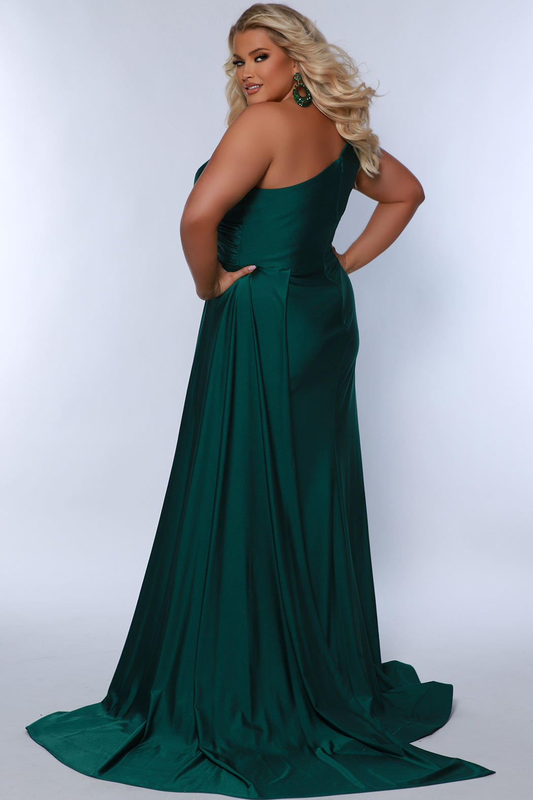 Plus Size Dresses Plus size Fitted Long Formal Pleated Prom Dress Forest