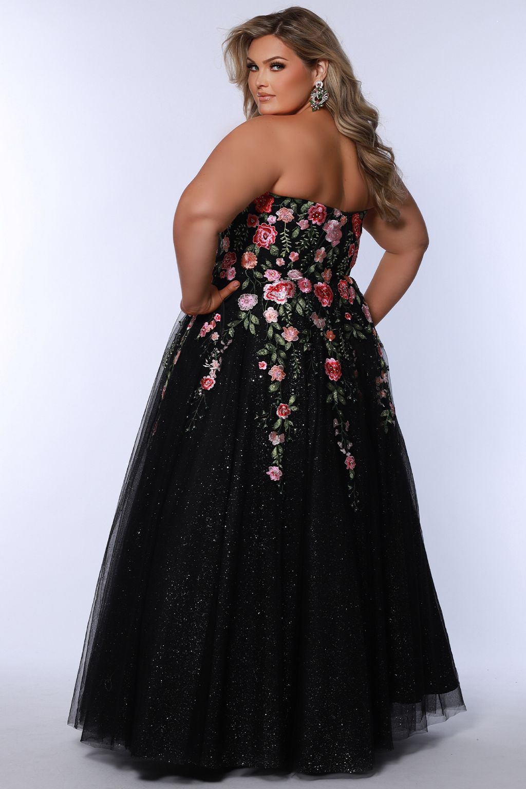 Plus Size Dresses Ball Gown Long Floral Formal Plus Size Prom Dress Black Floral