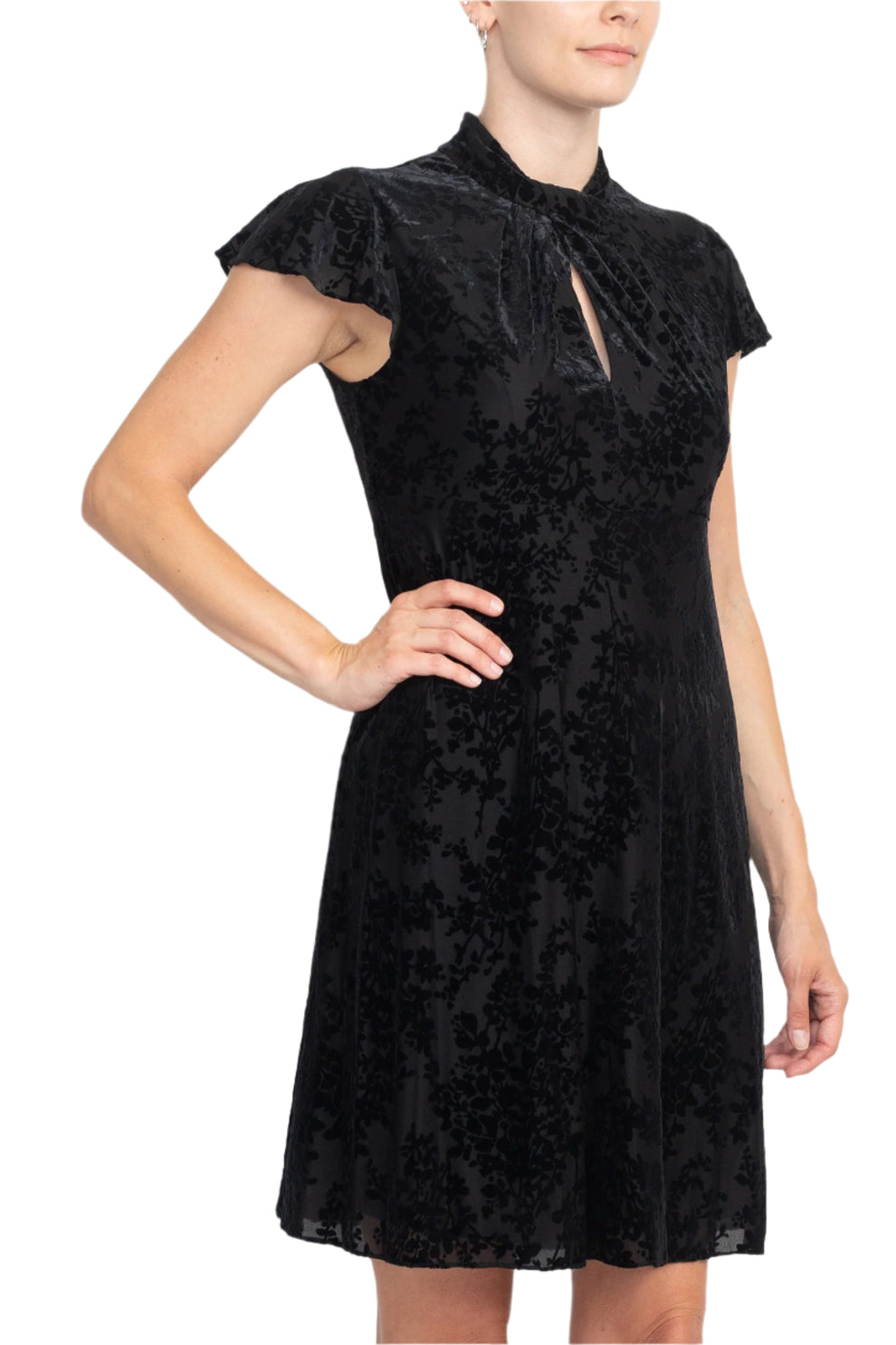 Cocktail Dresses Cap Flare Sleeves Valvet Short Dress Black