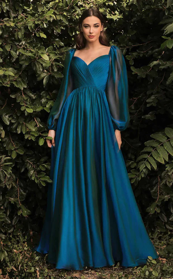 فستان رسمي بأكمام طويلة وكتف مكشوف من LaDivine CD243