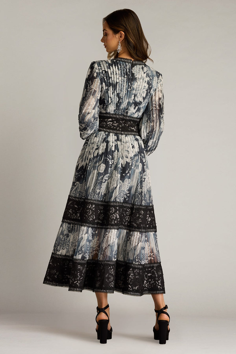 Formal Dresses Long Sleeve Formal Pleated Midi Length Dress Ivory Black