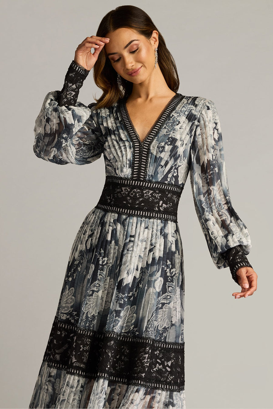 Formal Dresses Long Sleeve Formal Pleated Midi Length Dress Ivory Black