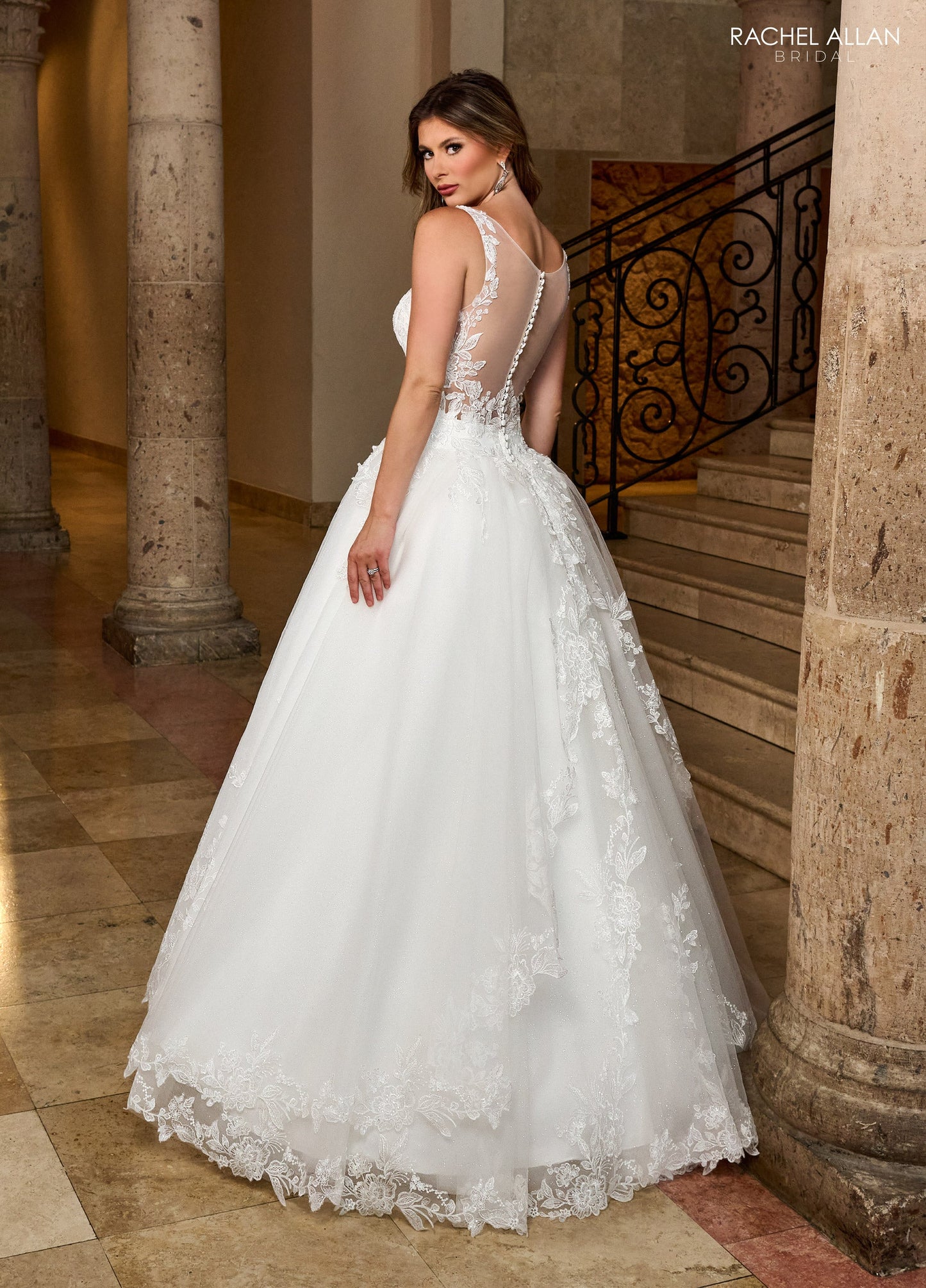 Wedding Dresses Glitter Long A Line Applique Wedding Dress White