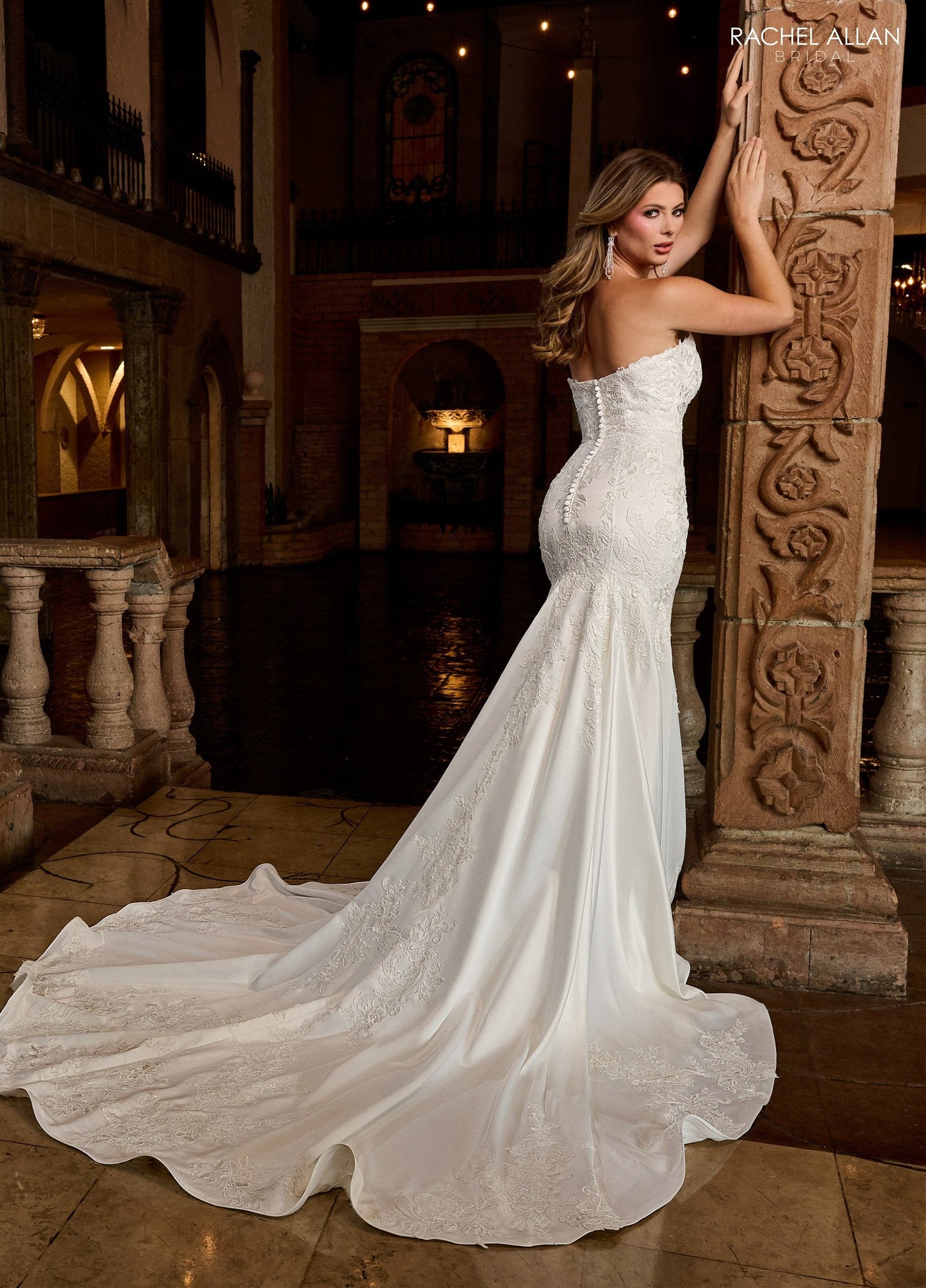 Wedding Dresses Lace Applique Long Mermaid Wedding Dress Ivory Nude