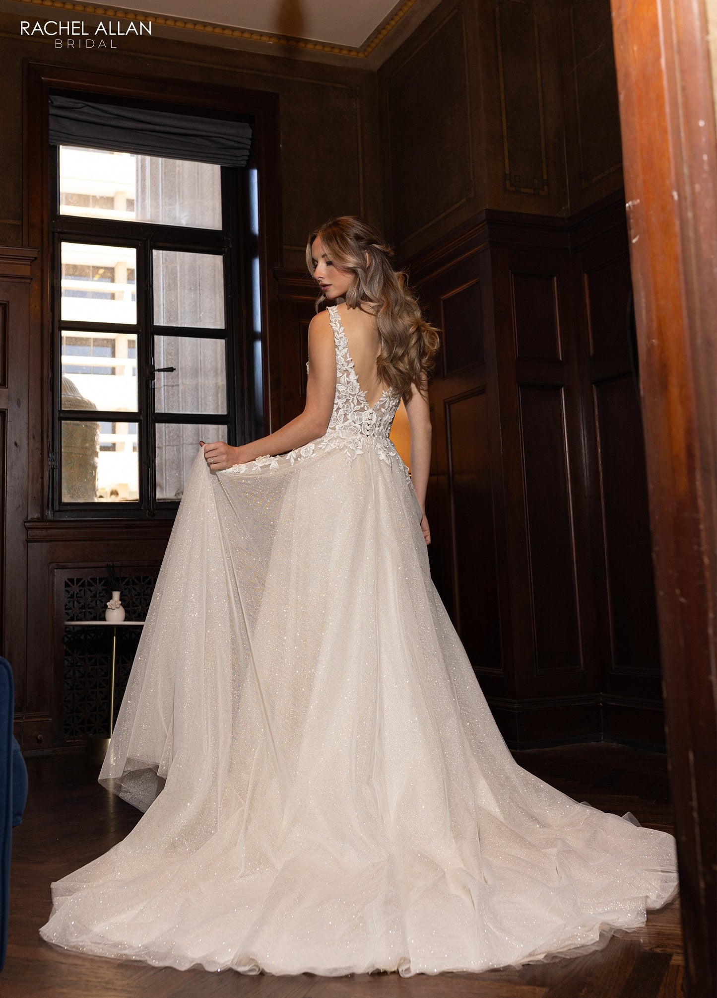 Wedding Dresses Glitter 3D Floral Applique Long A Line Wedding Dress Ivory Nude Rum Pink