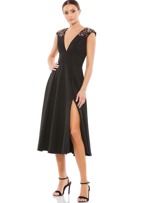 فستان قصير لأم العروس من ماك دوجال للبيع