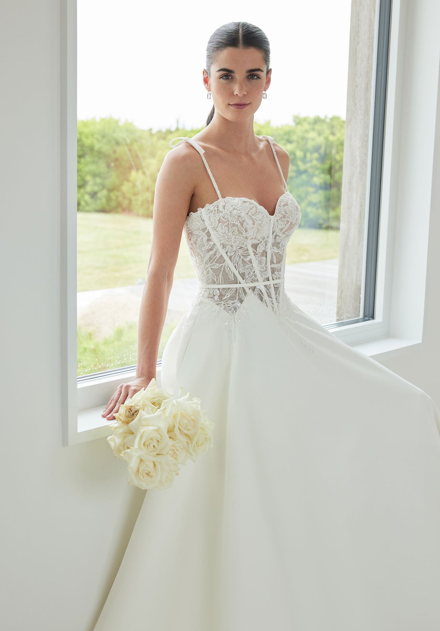 Wedding Dresses A Line Beaded Lace Long Wedding Dress Ivory/Honey