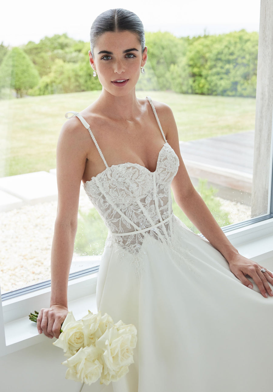 Wedding Dresses A Line Beaded Lace Long Wedding Dress Ivory/Honey